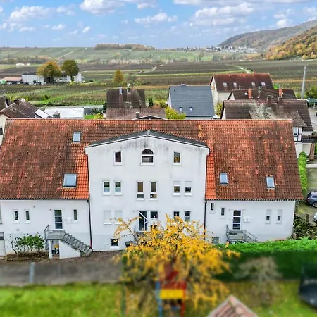 Winetime - Fuer 3 - Naehe Madenburg - Burg Landeck * Eschbach (Sudliche Weinstrasse)