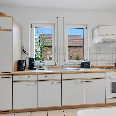 Winetime - Fuer 3 - Naehe Madenburg - Burg Landeck