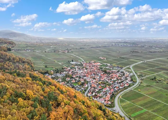 Апартаменты Winetime - Fuer 3 - Naehe Madenburg - Burg Landeck